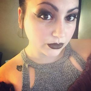 Meet your Posher, Katelyn